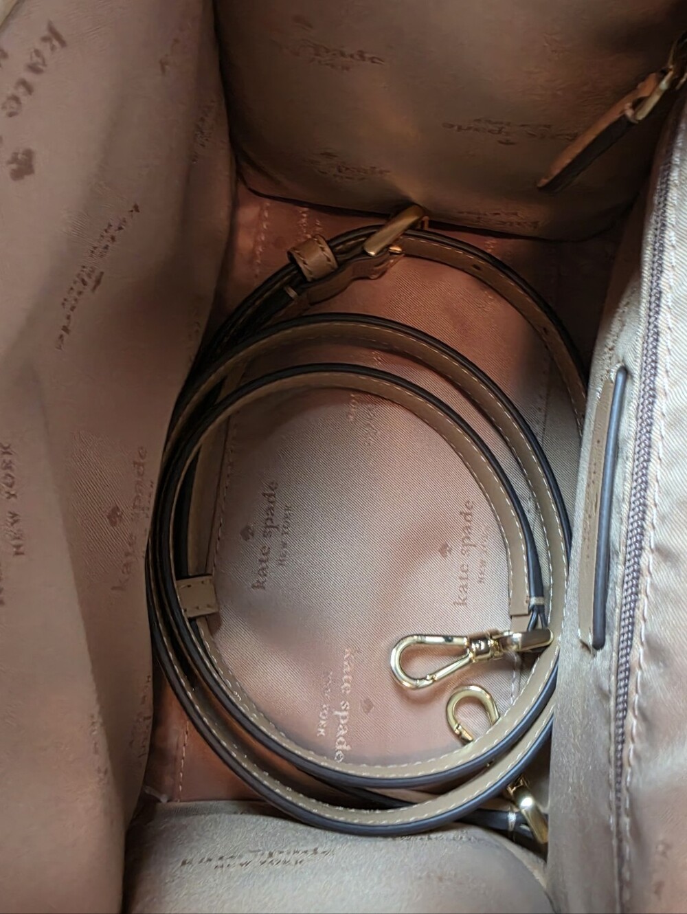 Kate Spade Ellie Faux Small Bag - Picture 10 of 11